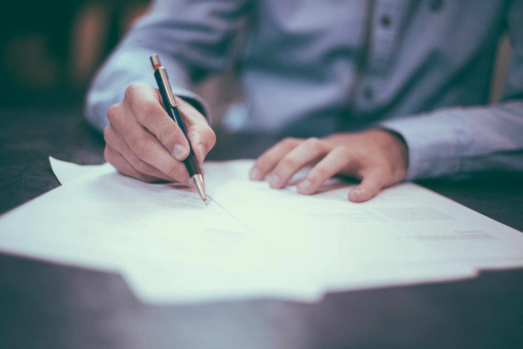 Assinatura de contrato